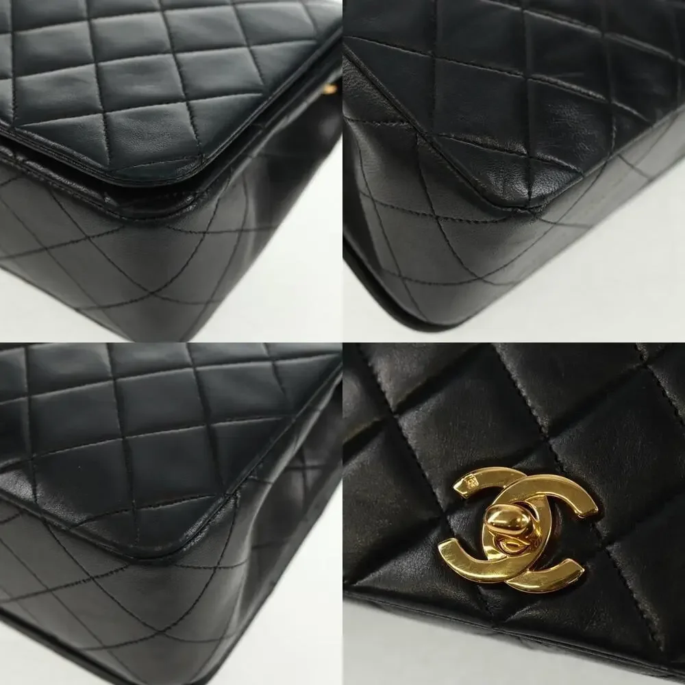 Chanel Matelasse Chain Shoulder Bag - Picture 5 of 8
